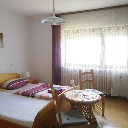 Gaestehaus Burgwald-Trekking Mittelsimtshausen 部屋 写真