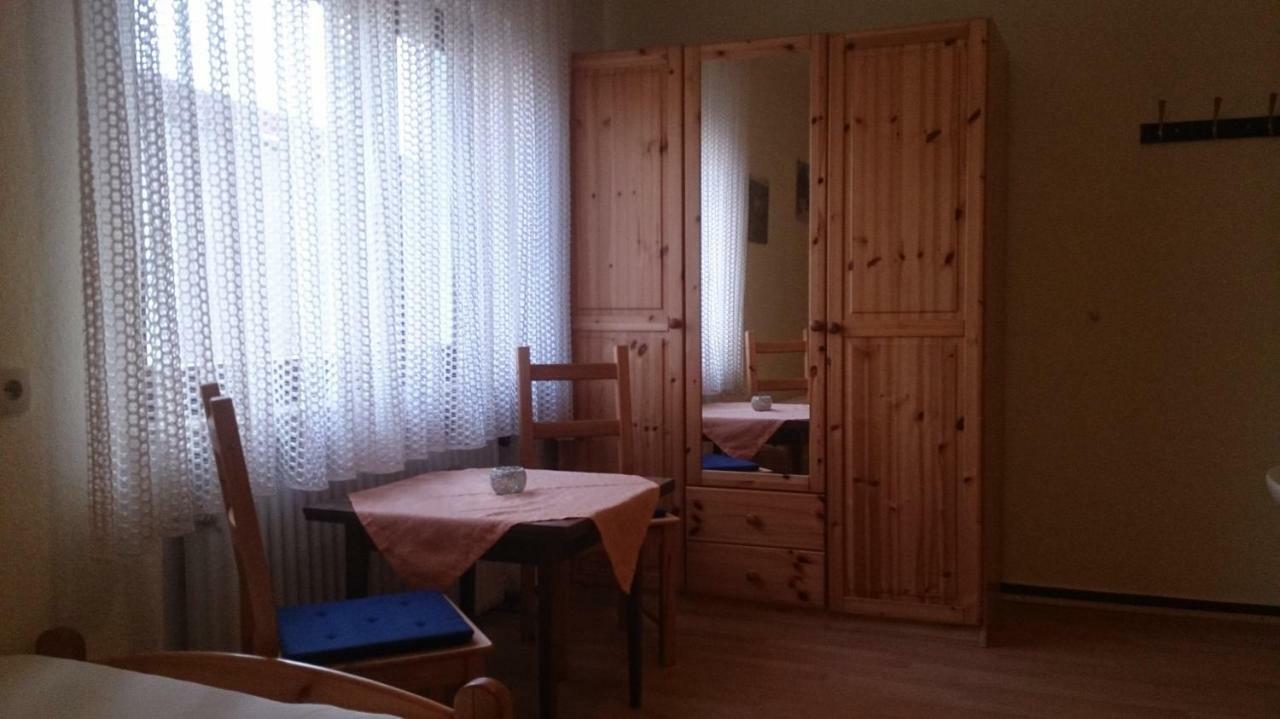 Gaestehaus Burgwald-Trekking Mittelsimtshausen エクステリア 写真